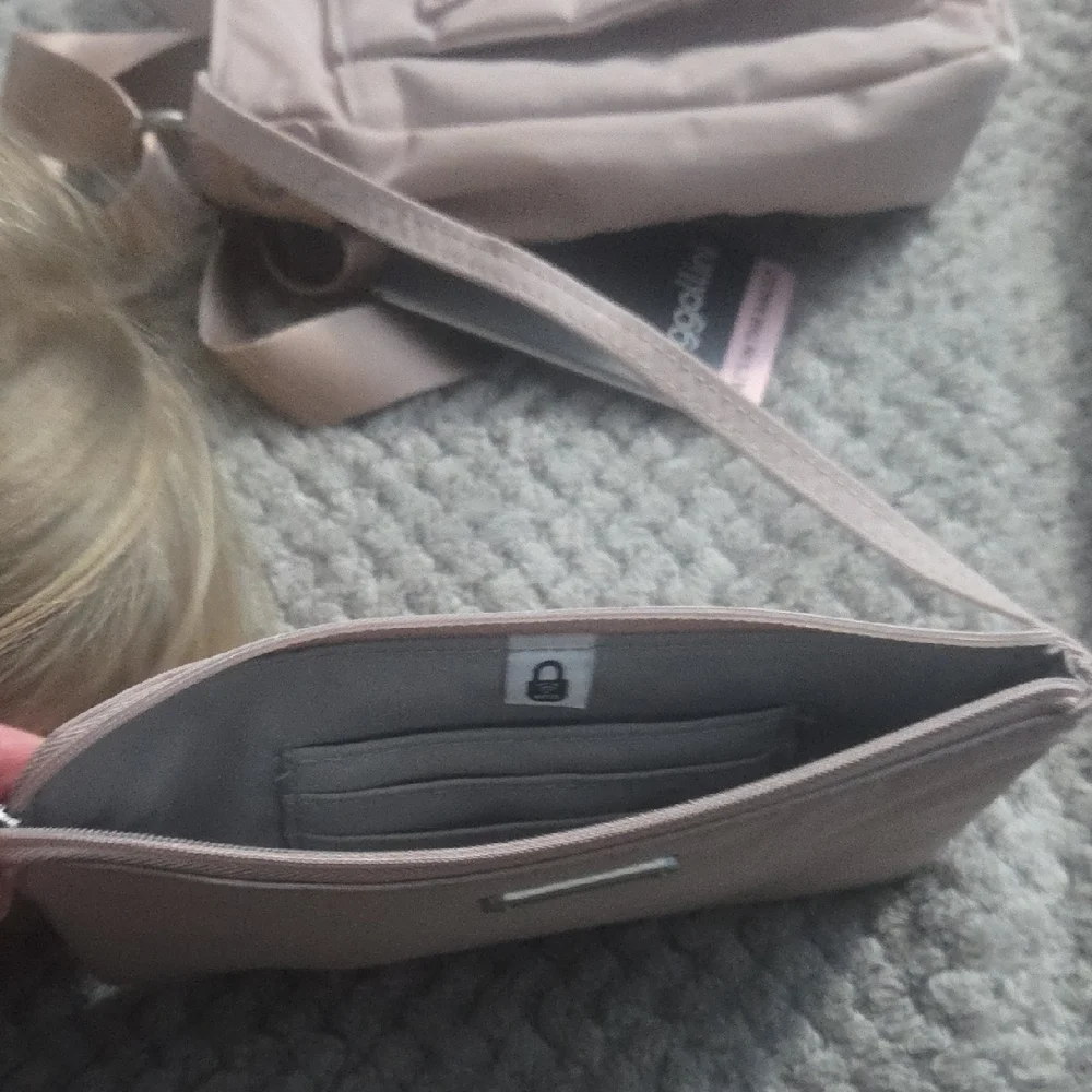 Baggallini Pink Crossbody Bag - Picture 4 of 8